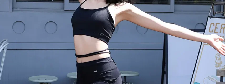 sports bra